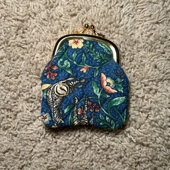 Vintage Vera Bradley “Animal Kingdom” Kisslock Coin Purse. RARE! - Picture 2 of 4